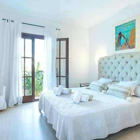 Oliveres By Vintage Travel 波连萨港