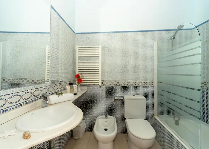 Oliveres By Vintage Travel *