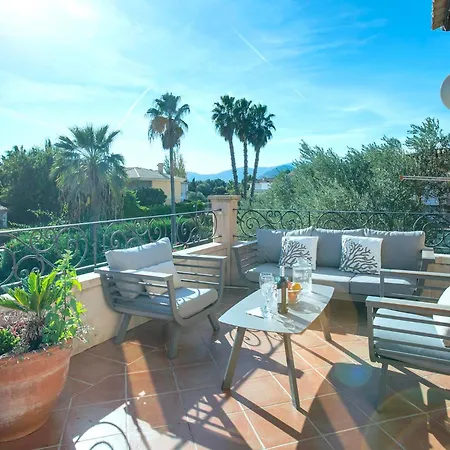 Villa Oliveres By Vintage Travel *