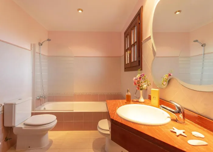 Вилла Oliveres By Vintage Travel