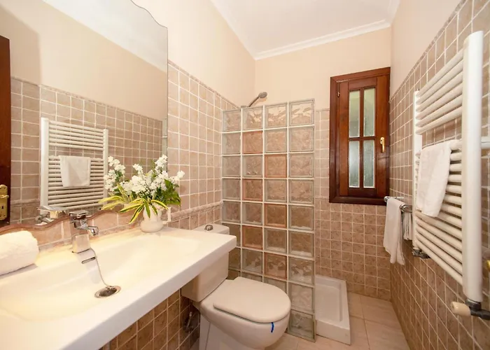 Villa Oliveres By Vintage Travel *