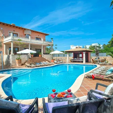 Oliveres By Vintage Travel *