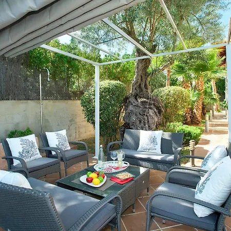 Oliveres By Vintage Travel Villa *